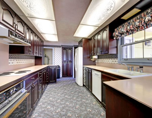 Kitchen Carpet Installation in Tempe